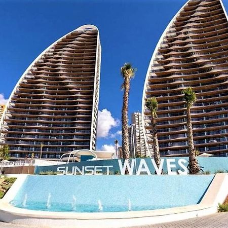 Apartamentos Sunset Waves By Sonneil Rentals Benidorm Extérieur photo